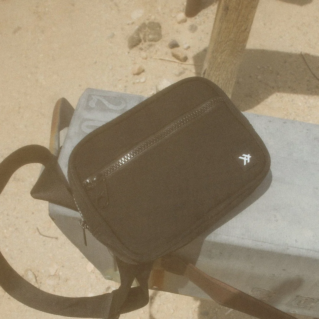 Black - Belt Bag - Image 4