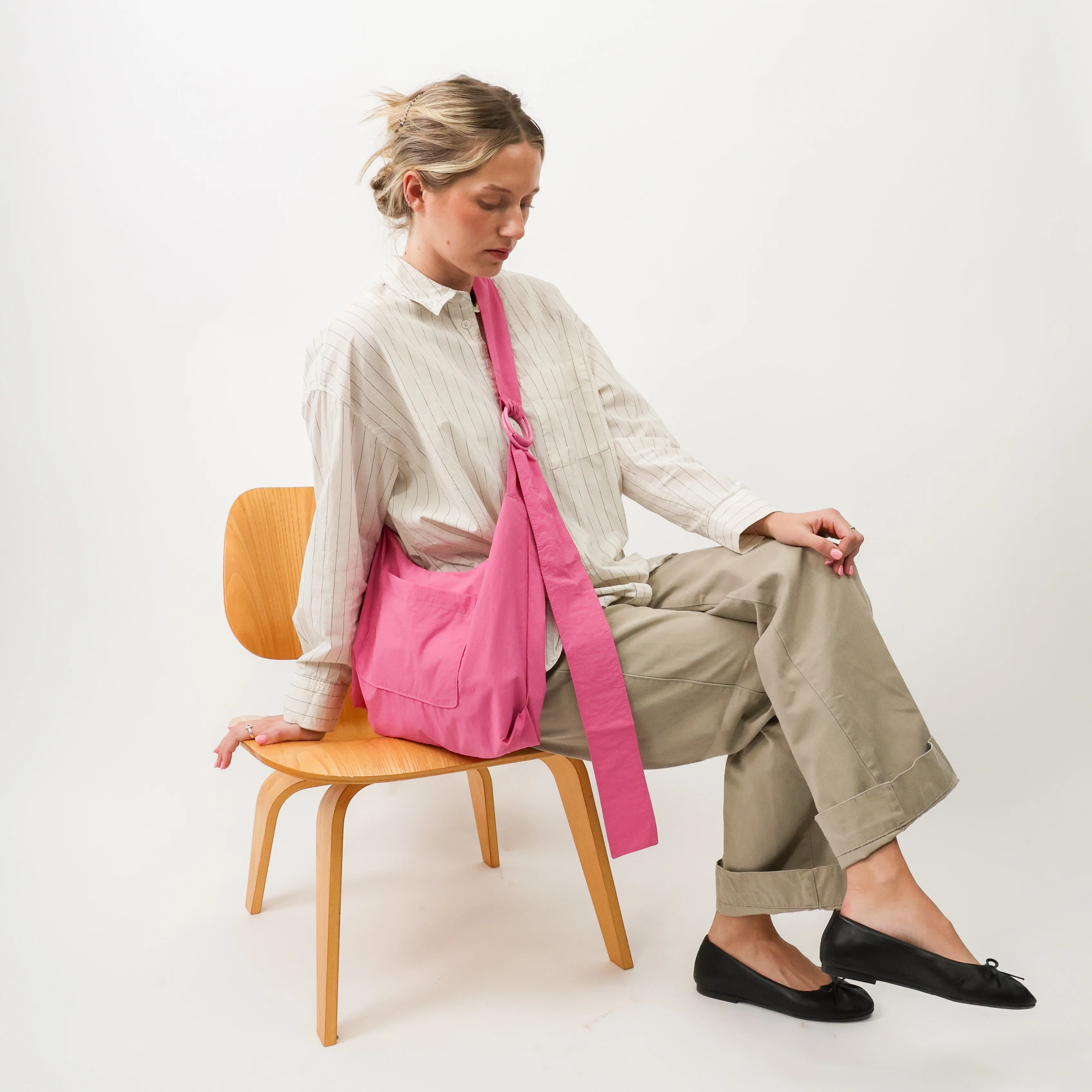 Bubblegum - Small Slouchy Shoulder Bag - Image 6