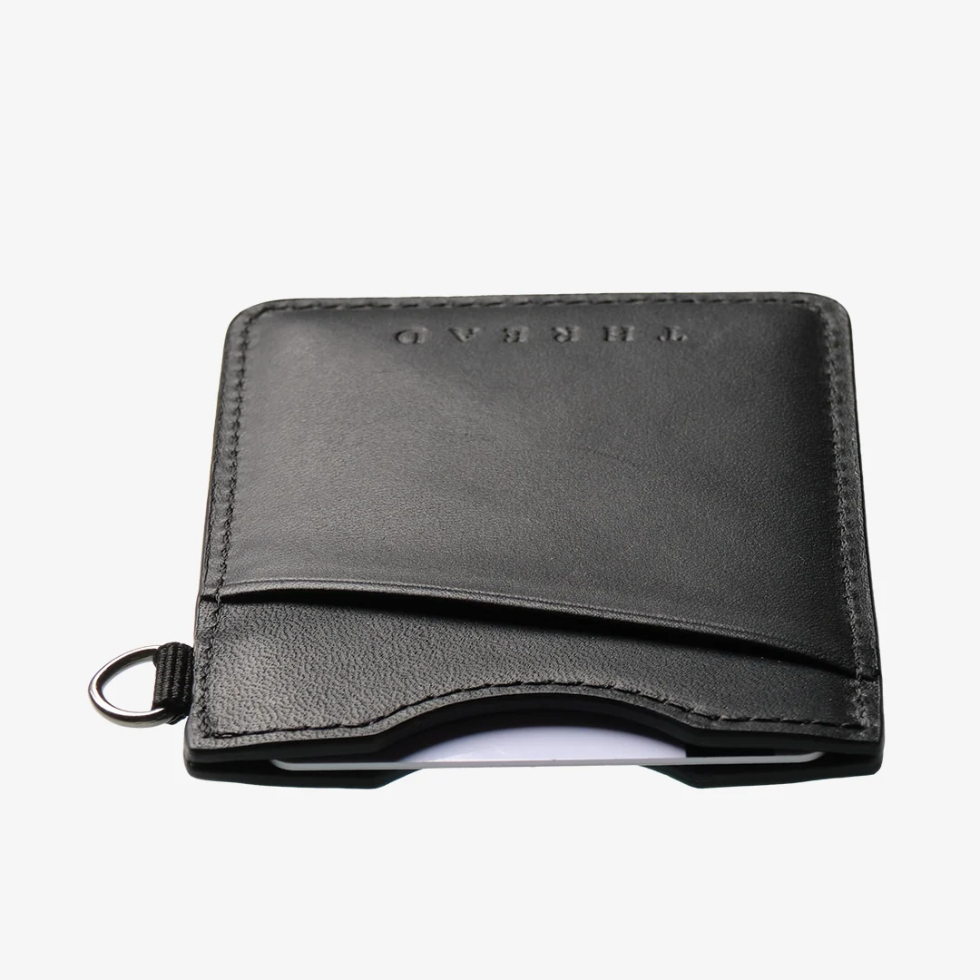 Flynn - Vertical Leather Wallet - Image 4