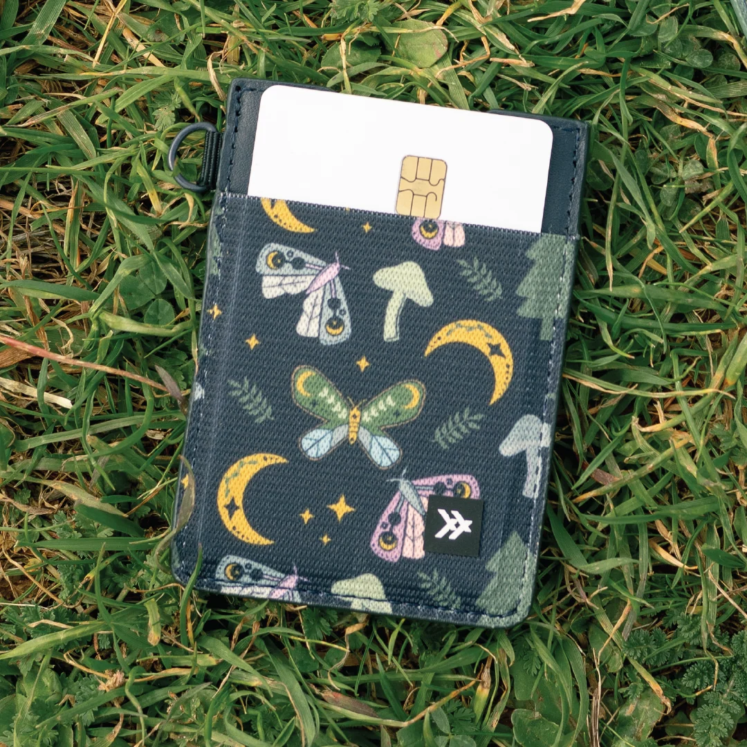 Forest Critters - Vertical Leather Wallet - Image 5